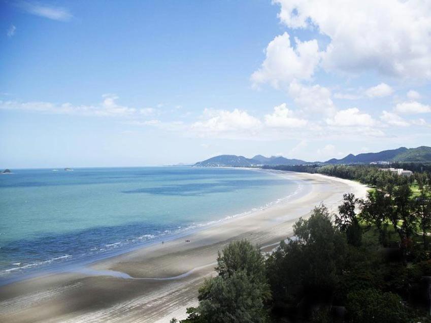 Hua Hin Takiab On The Beach Paradise Properties Bagian luar foto