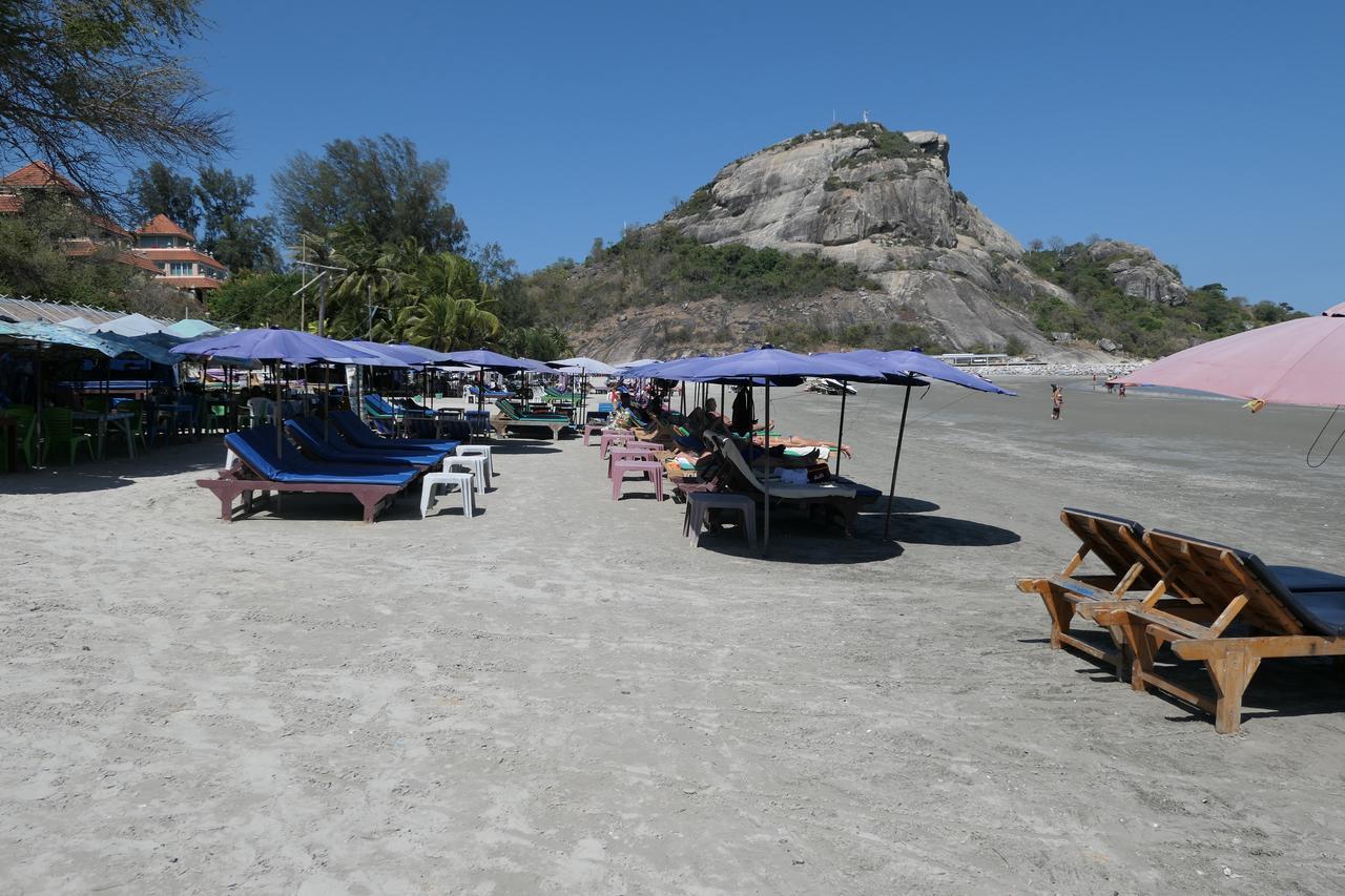 Hua Hin Takiab On The Beach Paradise Properties Bagian luar foto